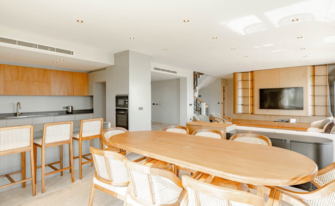 Eva Residences24